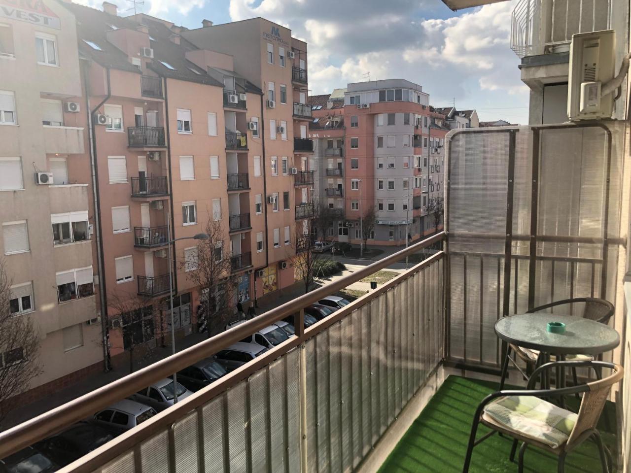 Apartman Ivana Apartment Novi Sad Bagian luar foto